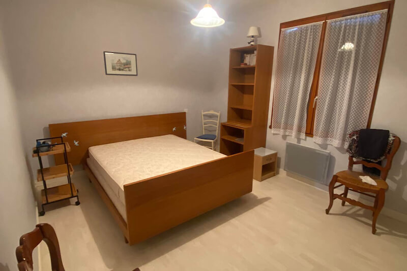 débarras d'une chambre à royan avant intervention